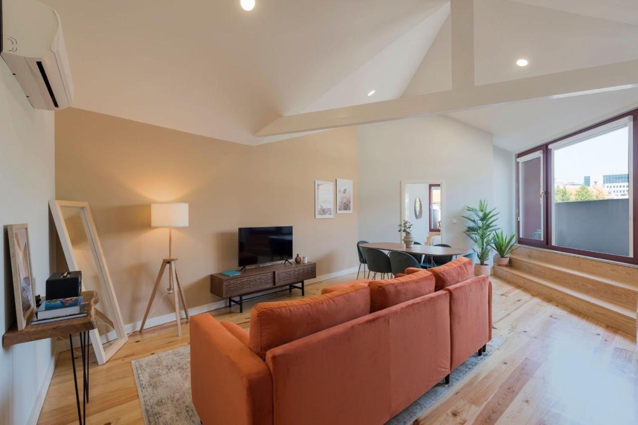Central Superb Flat W/ Ac & Balcony By Lovelystay OOporto Extérieur photo